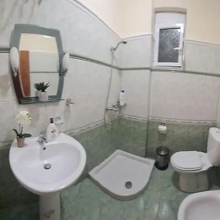 Lovely Apartment, Free Parking And Great Location Apartamento
